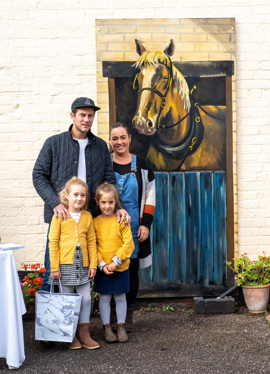 05_Naming-of-Horse